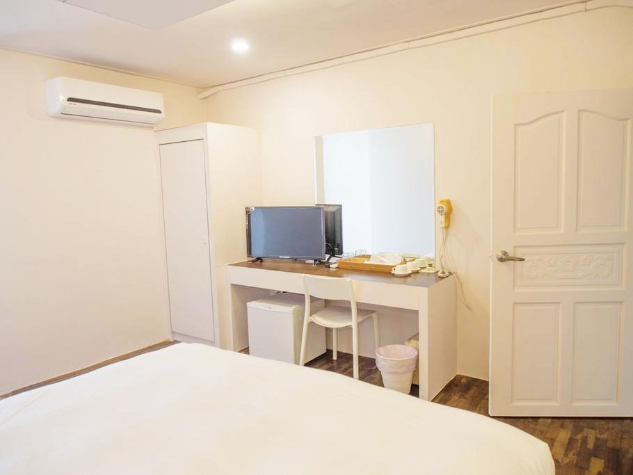 Summer Aura B&B Shanjiao الغرفة الصورة